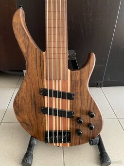 5 strunová bezpražcová basgitara Harley Benton HBZ-2005 - 4