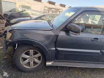 Mitsubishi Pajero v80 - 4