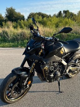 Yamaha mt 09 rv.2023 - 4