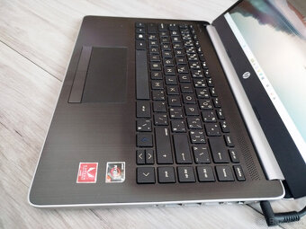 notebook HP 14", AMD Ryzen 3 3200U, 8GB, 2GB Vega, Win 11 - 4