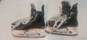 Predám korčule Bauer Supreme 2S Pro - 4