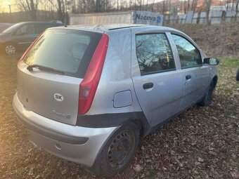 Fiat Punto - 4