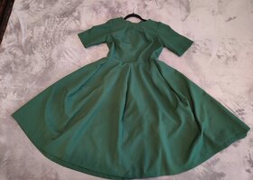 Zelené šaty - 4