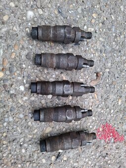 Bmw čerpadlo TDS 150eur Vstreky kus 30eur - 4