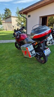 Suzuki VStrom DL 650 - 4