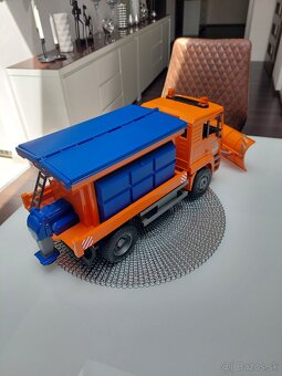 Cestárske auto zn. BRUDER 3785MAN TGS - 4
