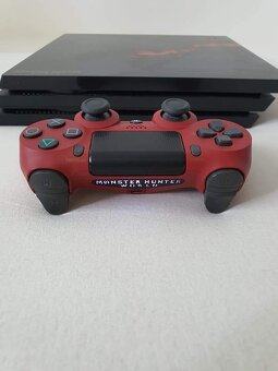 PS4 Pro Monster Hunter: Rathalos Limited Edition - 4