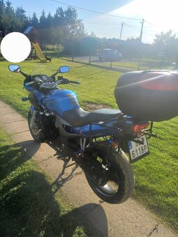 Kawasaki ZR7S - 4