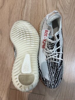 Yeezy boost 350 V2 “zebra” - 4