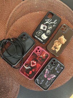 iPhone 11 - 4
