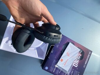 JBL Quantum 100 - 4