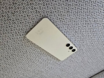 Samsung Galaxy S24 256GB - /amber yelow/ - 4