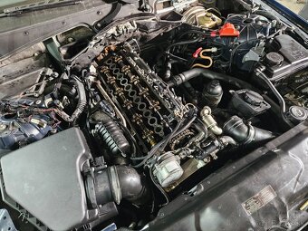 Predám BMW e60 535d bi-turbo - 4