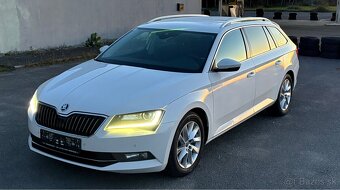 Škoda Superb Combi 2.0 TDI Style - 4