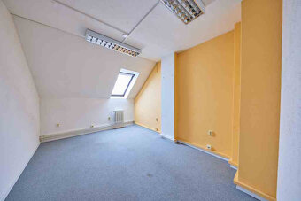 Prenájom administratívnych priestorov,132 m2 - vlastná kuchy - 4