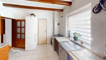 Na predaj priestranný 3-izbový rodinný dom v obci Tvrdomesti - 4