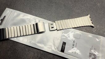 Predám kvalitný nerezový Magnetický remienok ku Apple Watch - 4