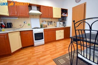 Zariadený rodinný dom s bazénom a vírivkou Vrútky - 4