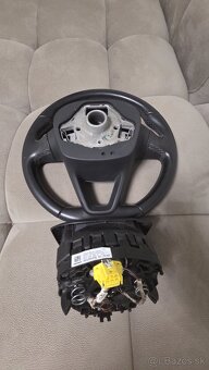 Volant SEAT LEON 5f lift excelence +Airbag - 4
