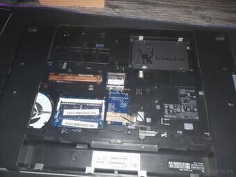 HP ProBook 4730s – i5 / 8 GB RAM / SSD 256 GB / AMD grafika - 4