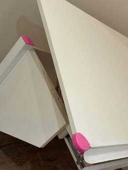 dievčenský rastúci stolík - 4