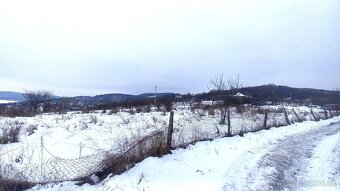NA PREDAJ OPLOTENÝ POZEMOK - 2 391M2 , OKRES KRUPINA - 4