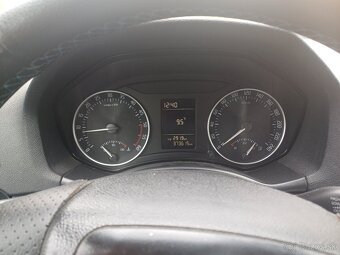 Škoda Octavia II facelift 1,6 TDI - 4