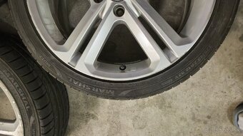 Predám kolesá volkswagen jietta r17 5×112 - 4