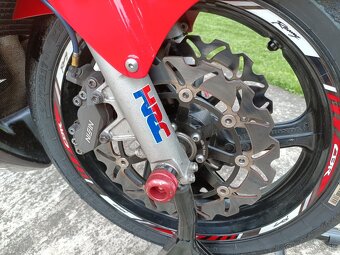 Okruhova Honda CBR 600 f4 - 4