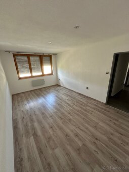 Predám 3-izbový byt - 4