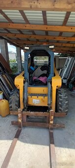 Predám Gehl 6640 turbo - 4