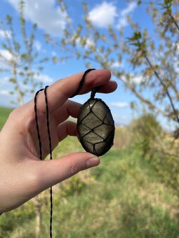 Prívesok s prírodným kameňom | Štýlový šperk na krk - 4