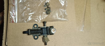 Cagiva W16 Nádrž, zámok sedla a zapaľovanie s kľučikom - 4