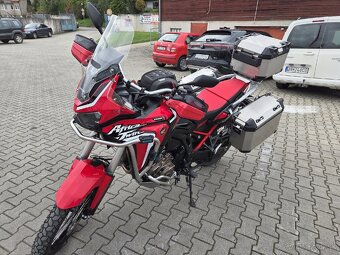 Honda CRF Africa Twin 1100 DCT - 4