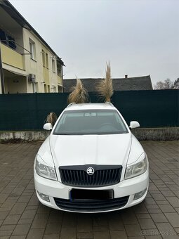 Škoda Octavia 2 FL 1.9 77kw TDi DSG - 4