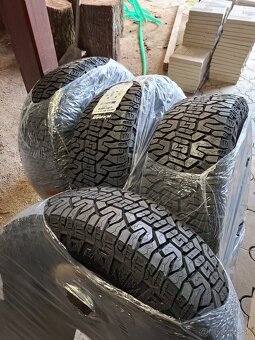 Radar Renegade sport 265/65 R18 - 4