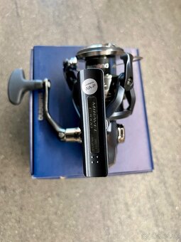 navijak shimano Miravel c3000 novy - 4