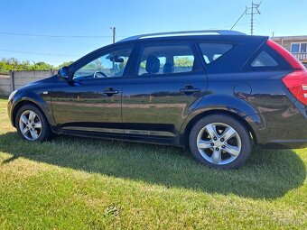 Kia Cee'd 1.6 CRDi 16V 85KW r.v.: 2008 - 4