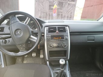 Mercedes Benz B170 - 4