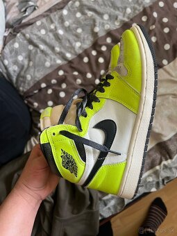 Air Jordan 1 Retro High OG Visionaire - 4