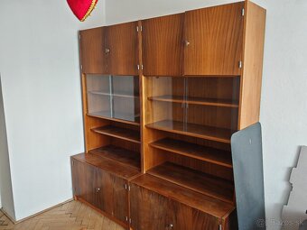 Darujem za odvoz skrine - 4