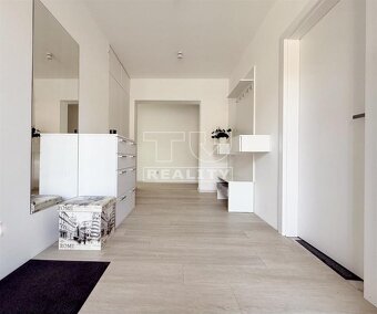 VEĽKOMETRÁŽNY RD V TRNOVOM, 180m2 úžitková plocha,... - 4