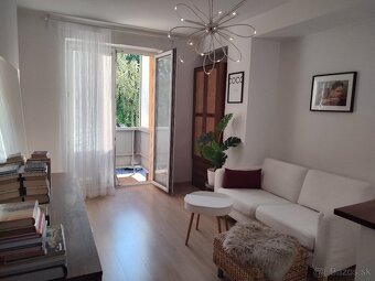 2 izb. apartmán 44,43 m2 v tichej lokalite rodiných domov - 4