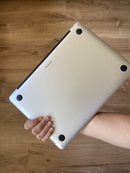 MacBook Pro 2015 128GB 13 palcový - 4