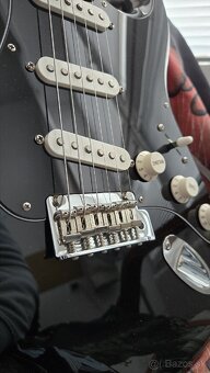 Fender Stratocaster Mexico 2024 - 4