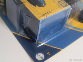 Matchbox Collectors - 1988 Mazda RX-7 - 4