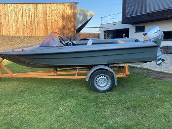 Predam motorovy čln - 4