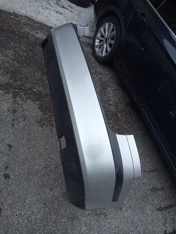 Škoda Octavia 2 zadný naraznik - 4