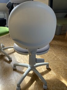 Kancelárske stoličky - 4
