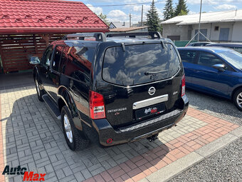 Nissan Pathfinder 2.5 dCi SE - 4